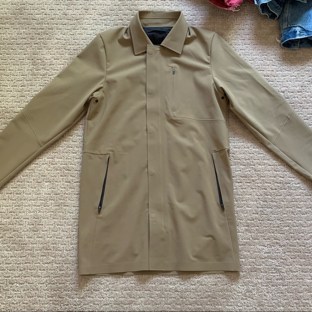 Lululemon Drivers coat men’s size Xs